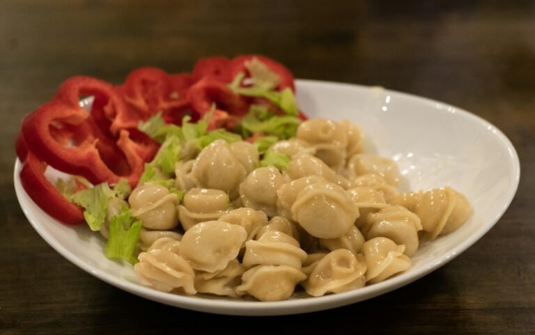 One-Pan Sweet Pepper Pasta Shells with Melted Cottage Cheese Curds